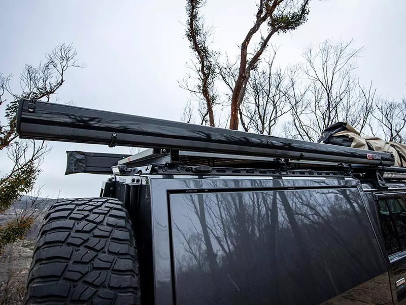 ARB AWNING AND LED LIGHT KIT 2m x 2.5m BLACK ALUMINUM AWNING - Image 2