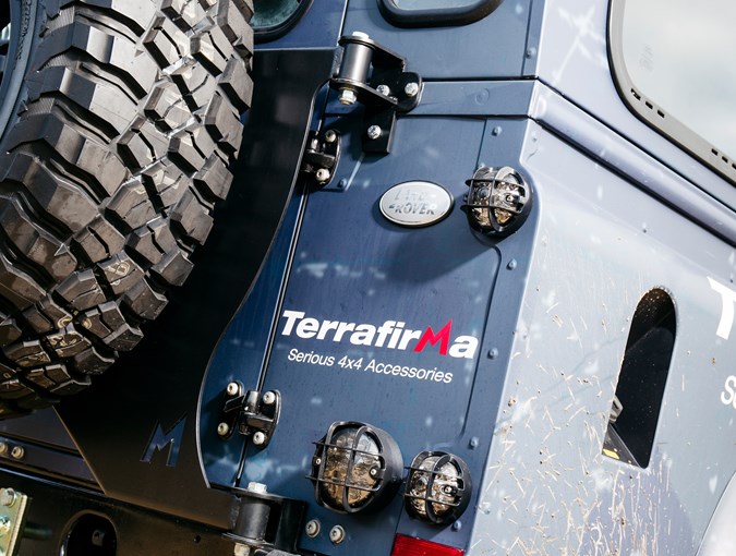 Swing Away Spare Wheel Carrier - Image 4