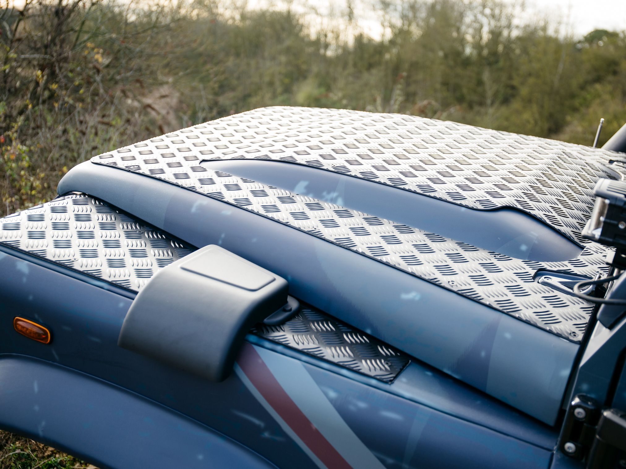 TERRAFIRMA SNOW COWL LEFT HAND WING FOR DEFENDER - Image 3