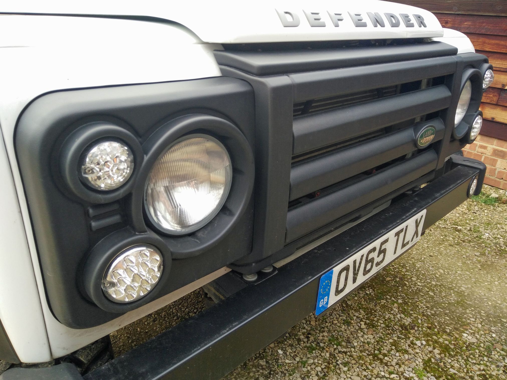 TERRAFIRMA TVX FRONT GRILLE HEADLIGHT SURROUNDS MATT BLACK FOR DEFENDER - Image 3