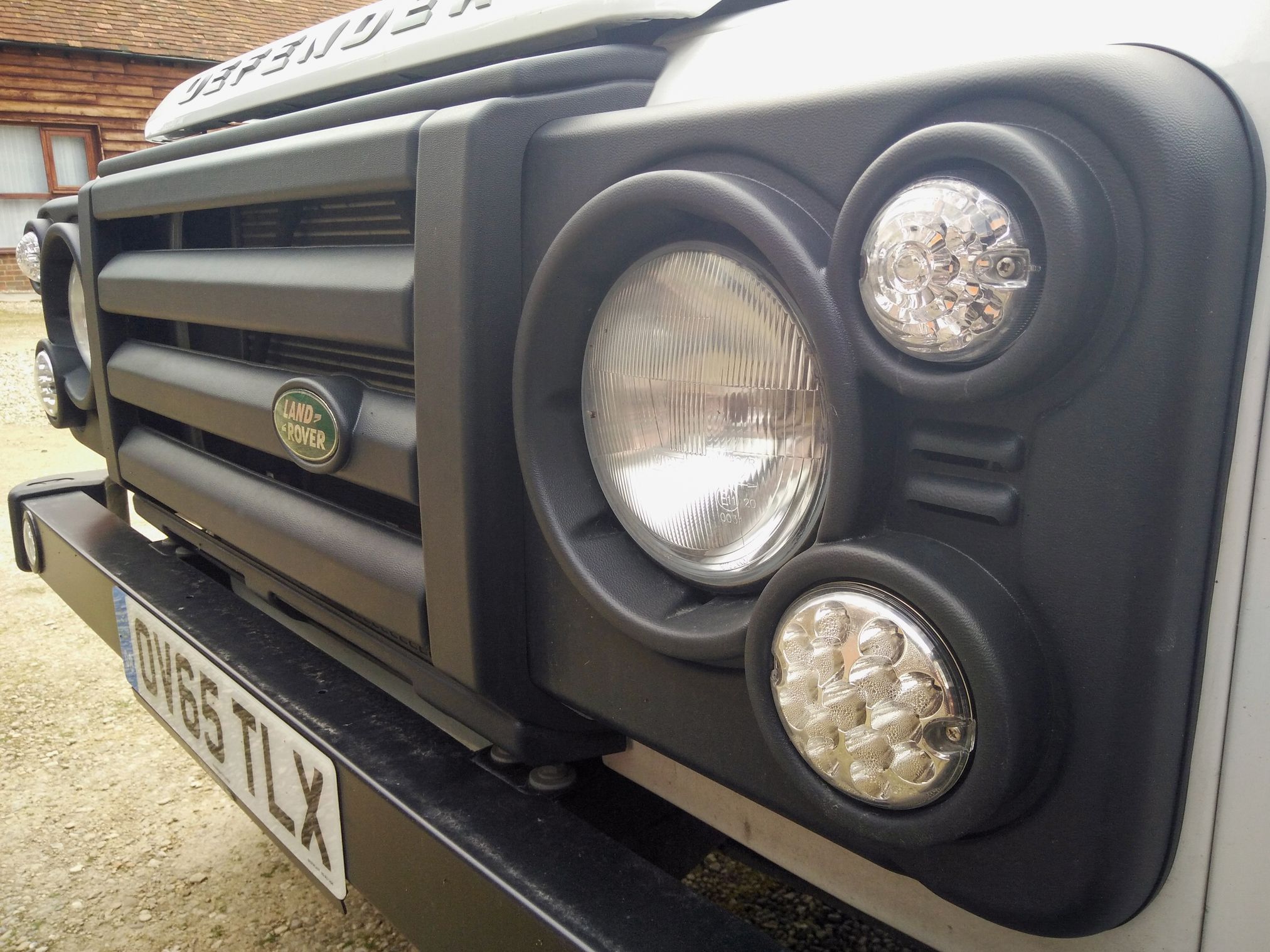 TERRAFIRMA TVX FRONT GRILLE HEADLIGHT SURROUNDS MATT BLACK FOR DEFENDER - Image 4
